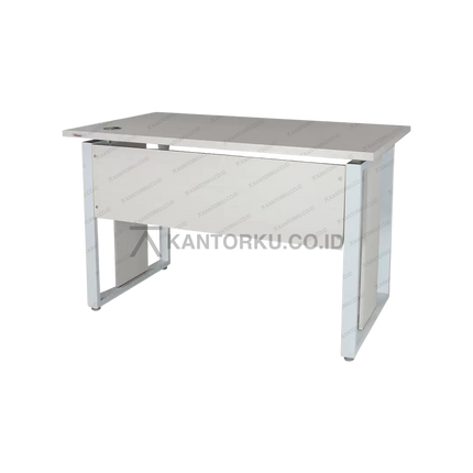Meja KUMI SD dari Chitose bergaya minimalis dengan warna maple cerah dan struktur kokoh kantorku.co.id