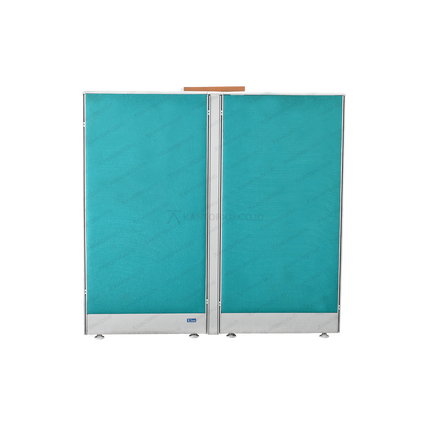 Meja Kerja Uno Elegan dengan finishing fabric untuk kantor modern