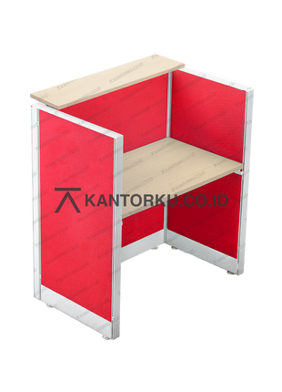 Meja kantor Evolux dengan rangka kokoh dan partisi kain — kantorkudotcodotid
