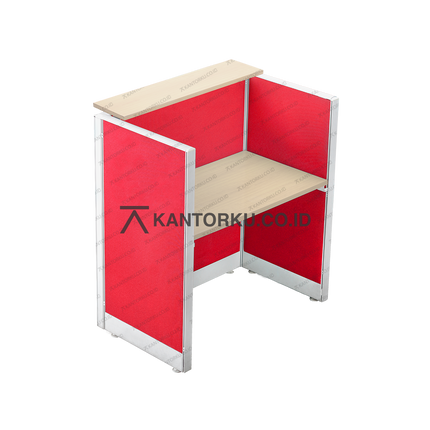 Meja kantor Evolux dengan rangka kokoh dan partisi kain — kantorkudotcodotid