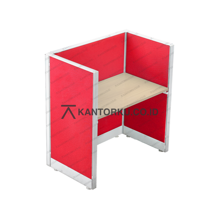 Desk Evolux dengan panel privasi dan ambalan penyimpanan — kantorkudotcodotid