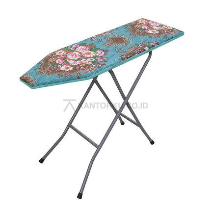 Meja setrika ringan dan mudah disimpan, ideal untuk rumah minimalis – Kantorku