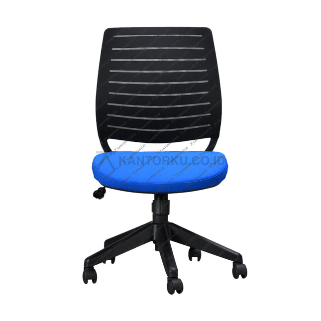 Blue office chair with black mesh backrest on a white background - Kursi Kantor Ergonomis - Kursi Kerja desain Minimalis - Kursi Staff - Kursi Karyawan - kursi dengan roda , tanpa sandaran lengan, dan hidrolik  - kursi desain Minimalis murah - Savello - KANTORKU