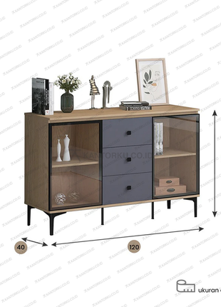 Kabinet kaca elegan kombinasi warna Light Wood Grain dan Slate Grey – Tersedia di Kantorku