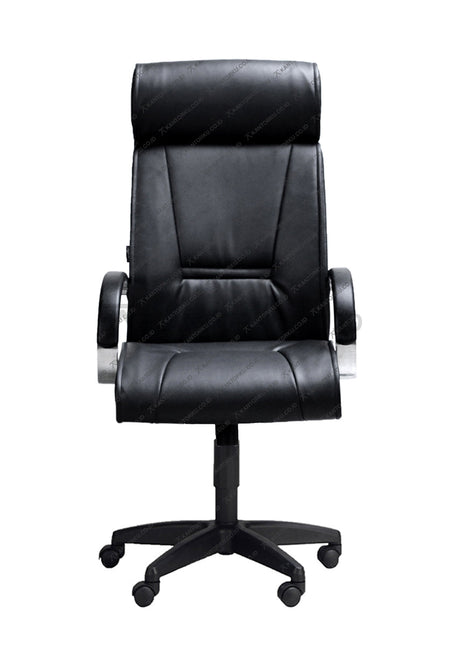 Kursi direktur Savello Onyx dengan armrest Polyurethane lembut dan kaki chrome elegan, ideal untuk ruang kerja eksekutif di kantorku.co.id.