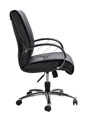 Savello Onyx LA kursi manajer premium dengan struktur aluminium kuat dan desain ergonomis, menciptakan kenyamanan maksimal di Kantorku.