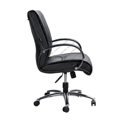 Savello Onyx LA kursi manajer premium dengan struktur aluminium kuat dan desain ergonomis, menciptakan kenyamanan maksimal di Kantorku.