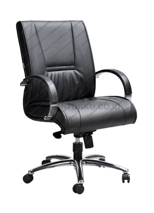 Kursi direktur Savello Onyx LKCA premium dengan bahan kulit mewah, sandaran ergonomis, dan kontrol kemiringan heavy duty di kantorku.co.id.