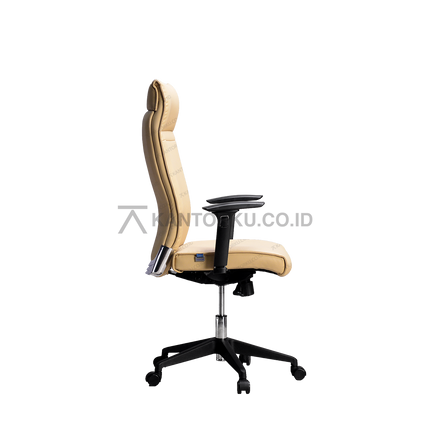 Kursi Direktur Indachi untuk pemimpin modern dengan desain fungsional kantorku.co.id