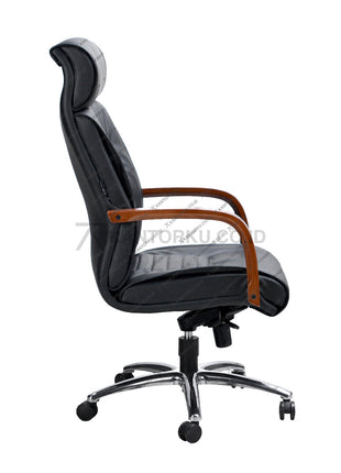 Savello Platinum HKCA kursi direktur mewah dengan kombinasi kayu mahoni dan kaki aluminium berkualitas tinggi di Kantorku.