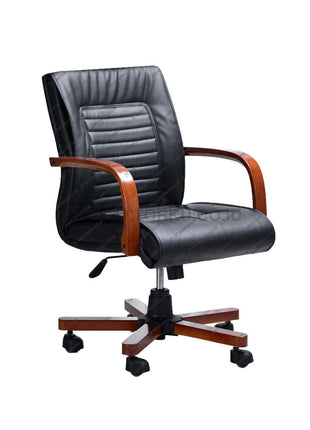 Kursi kantor Savello Platinum L bergaya klasik mewah dengan detail jahitan presisi dan fitur hidrolik kuat di kantorku.co.id.