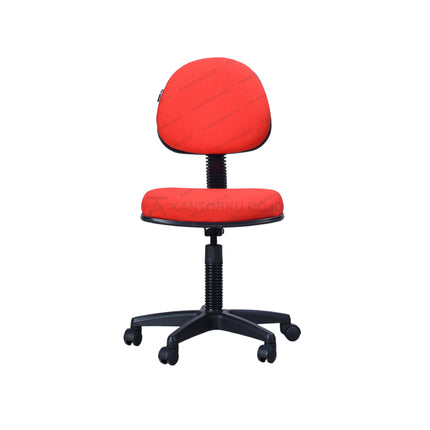 Kursi Staf Savello ergonomis dengan fitur gaslift, synchro mechanism, dan kaki nylon kokoh untuk kenyamanan serta efisiensi kerja di Kantorku.