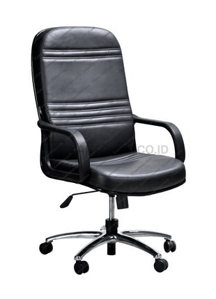 Kursi direktur Savello Royal HA premium dengan bahan oscar berkualitas tinggi dan armrest lembut yang menghadirkan kenyamanan mewah di kantorku.co.id.