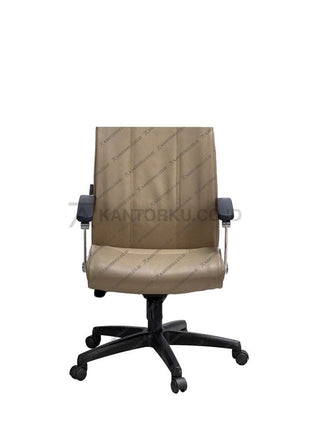 Savello Kursi Manager ergonomis dengan sandaran lengan finishing gloss dan desain mewah untuk ruang kerja modern di Kantorku.