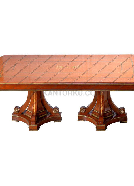 Meja Makan Kayu Selina Megah Desain Klasik Elegan – Kantorku