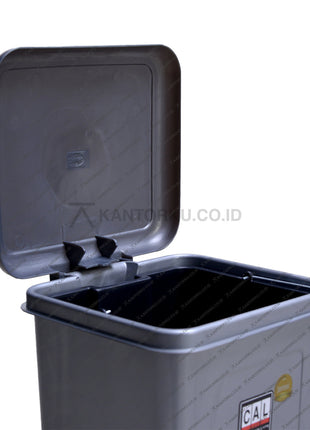 Tempat sampah Shinpo 710 warna elegan dengan pijakan dan ember dalam mudah dibersihkan – Kantorkudotcodotid