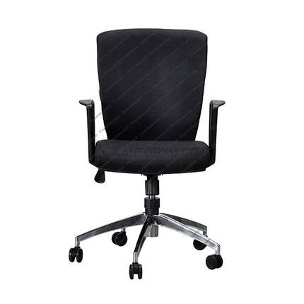 Kursi kerja profesional warna hitam dengan sandaran ergonomis dan tuas pengatur