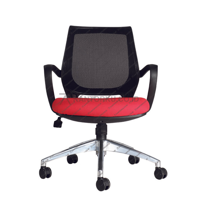 Kursi kantor ergonomis dengan sandaran jaring dan penyesuaian tinggi kursi