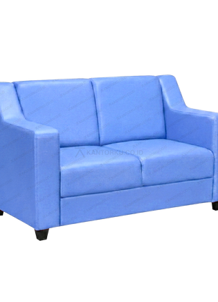 Sofa 2 seater Bravaro berbahan Oscar berkualitas mudah dibersihkan