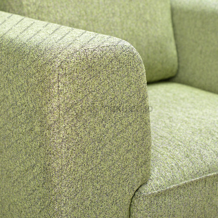 Sofa Velma desain simple memberikan kesan mewah di ruang tamu — kantorku.co.id