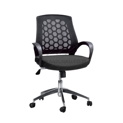Kursi kerja Savello Spider GA modern dengan sandaran jaring – kantorku.co.id