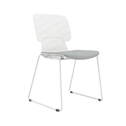 Strata Walk chair FIRM dengan kombinasi warna cerah dan rangka metal. Tersedia di Kantorku