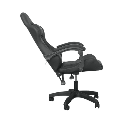 Kursi gaming hitam elegan dengan desain modern dan tangguh – Tersedia di kantorku.co.id