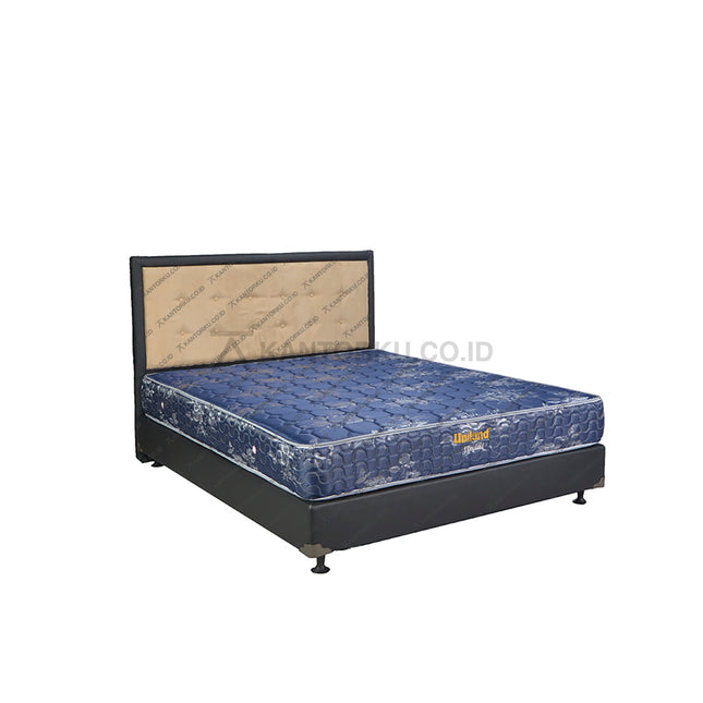 Tampilan keseluruhan Uniland Standard HB Queenstown Set di kamar tidur – kantorku