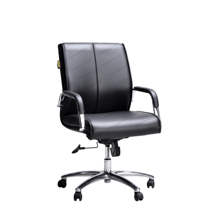Kursi kantor Subaru Versa MA dengan kulit sintesis dan kaki aluminium premium.