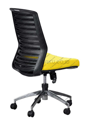 Kursi Kantor Ergonomis - Kursi Kerja desain Minimalis - Kursi Staff - Kursi Karyawan - kursi dengan roda, dan tuas hidrolik - SAVELLO VIENTA Kursi Kantor ergonomis cocok digunakan sebagai kursi rapat desain elegan harga ramah di kantong - Savello - KANTORKU