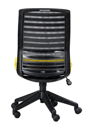 Kursi Kantor Ergonomis - Kursi Kerja desain Minimalis - Kursi Staff - Kursi Karyawan - kursi dengan roda, dan tuas hidrolik - SAVELLO VIENTA Kursi Kantor ergonomis cocok digunakan sebagai kursi rapat desain elegan harga ramah di kantong - Savello - KANTORKU