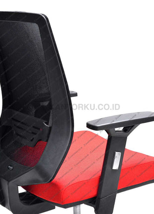 Kursi Kantor Ergonomis - Kursi Kerja desain Minimalis - Kursi Staff - Kursi Karyawan - kursi dengan roda, sandaran lengan, dan tuas hidrolik -  - SAVELLO XILO - KANTORKU