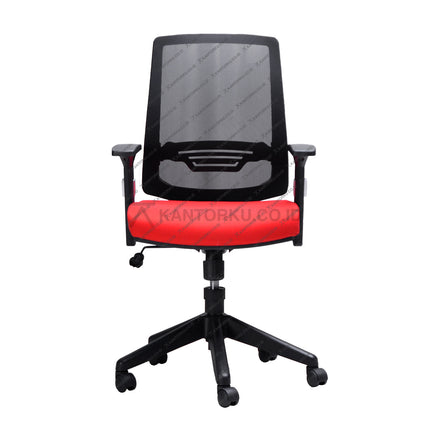 Office chair with black mesh backrest and red seat - Kursi Kantor Ergonomis - Kursi Kerja desain Minimalis - Kursi Staff - Kursi Karyawan - kursi dengan roda, sandaran lengan, dan tuas hidrolik - KANTORKU